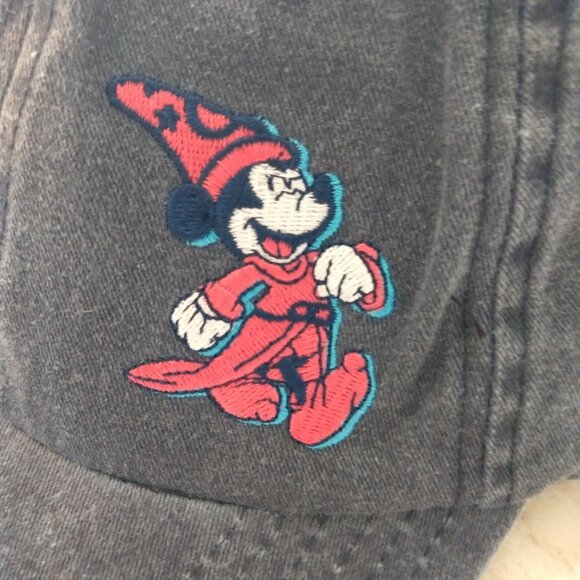 Disney NWOT Chino Twill Cap - Picture 3 of 8